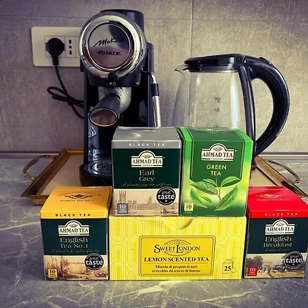 Apartamento In Arona, Olivia's 100mt Dal *