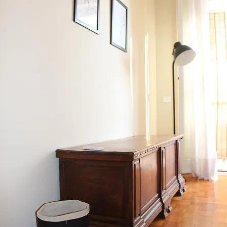 In Arona, Olivia's 100mt Dal *