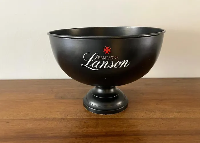 Apartamento In Arona, Olivia's 100mt Dal *